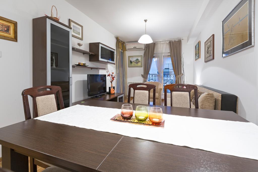 Prima Apartmani Beograd Стая снимка